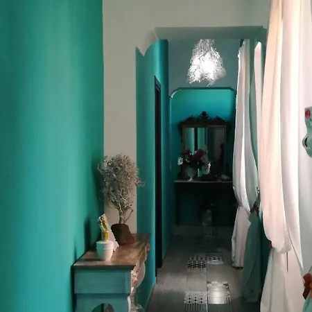 Palazzo Sarlo Bed & Breakfast *